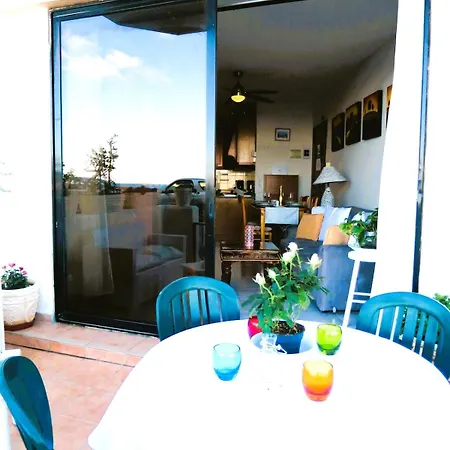 Welcome Families Beachfront With Ocean Views Apartament