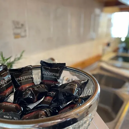 Seafront With Panoramic Ocean Views *