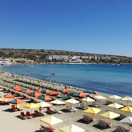 Seafront With Panoramic Ocean Views Mellieha