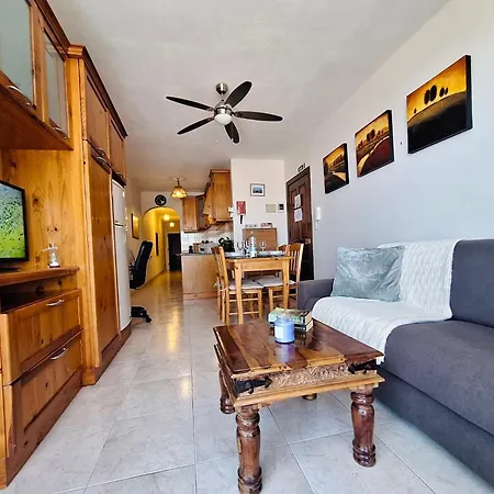 Seafront With Panoramic Ocean Views Apartamento Mellieha